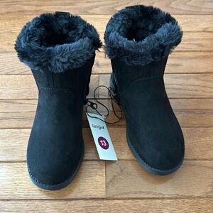 🖤 NWT Cat & Jack Girls Boots Georgeina size 13 black faux fur zip up new